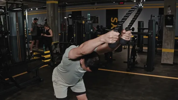 Intermediar (Next Level)