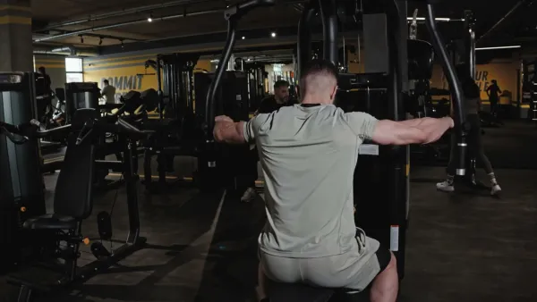 Intermediar (Next Level)