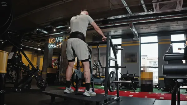 Intermediar (Next Level)