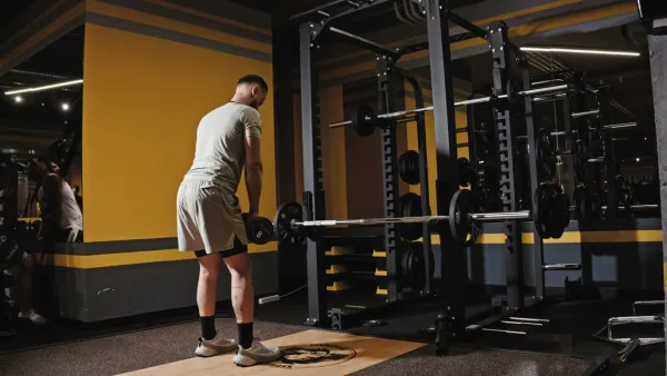 Intermediar (Next Level)